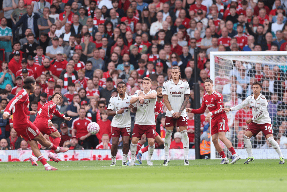 英超：阿森纳客场3-1击败莱斯特城