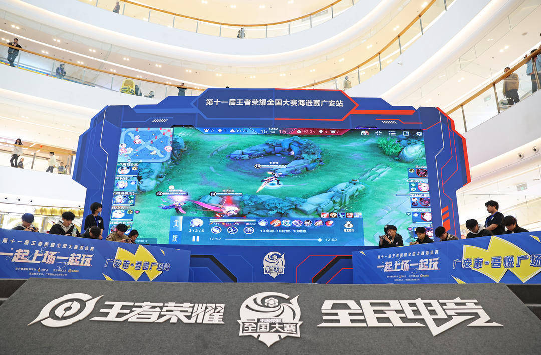 成功突围，LNG拿下四连胜挺进S赛小组赛